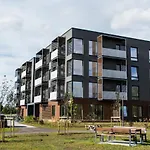 Raadiraja Kodu Erm'i Laehedal, Raadiraja 22 Apartamento Tila
