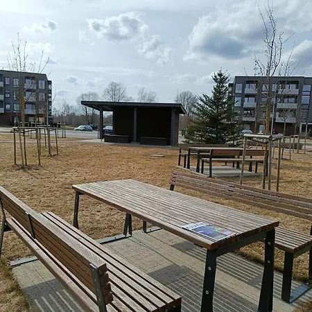 Raadiraja Kodu Erm'i Laehedal, Raadiraja 22